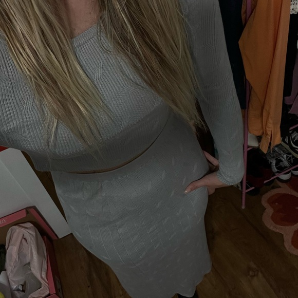 GRAY KNIT set - Picture 6 of 14